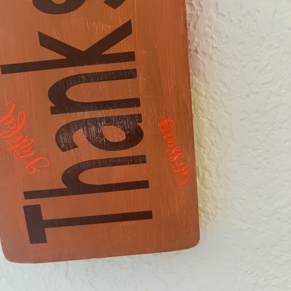 Reversible Thanksgiving & Halloween wooden door hangerw/2 sets of Holliday bows. - Picture 12 of 12